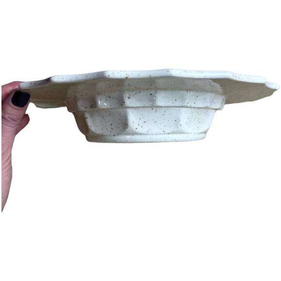 DW Ivory Scalloped Speckled Ceramic Cheese Cake Stand Mushrooms Print - Picture 3 of 4